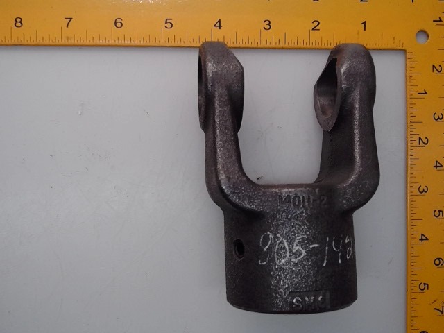 W805-1420 Yoke for AGCO