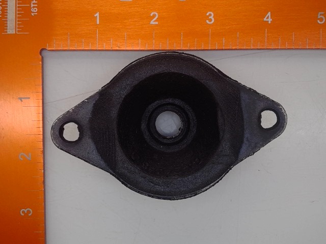 420-33314 Rubber Mount for GEHL MANITOU