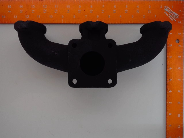 15571-12310 Manifold