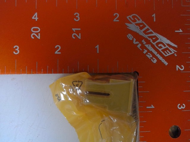 379-0828 Fuse-slow Bl