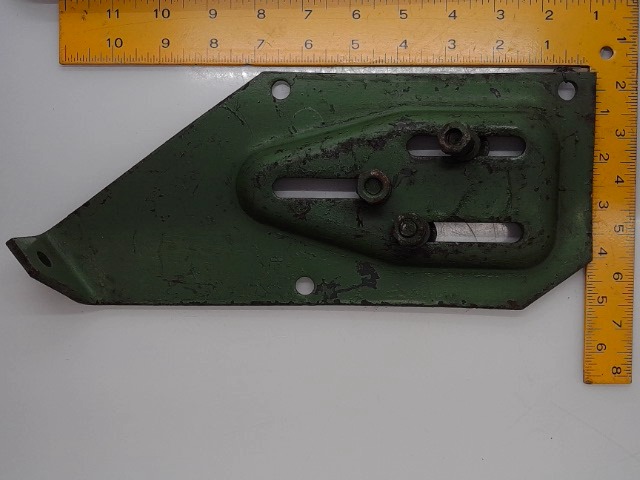 X7239C Brkt for JOHN DEERE