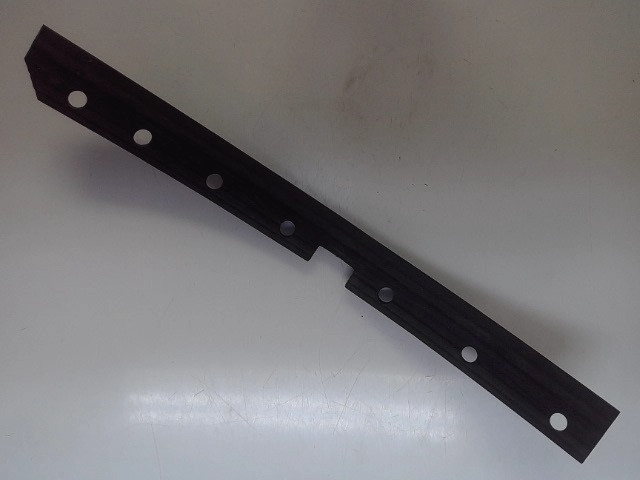 1531457C1 Seal Rh for NAVISTAR