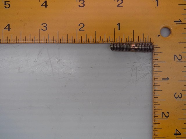 3974119 BOBCAT Stud