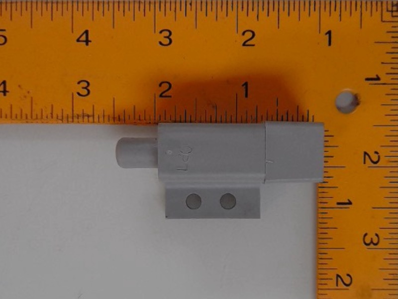98413 Plug