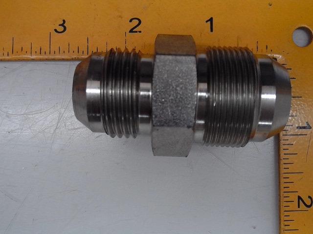 X12-12XHMKAS Fitting for JOHN DEERE