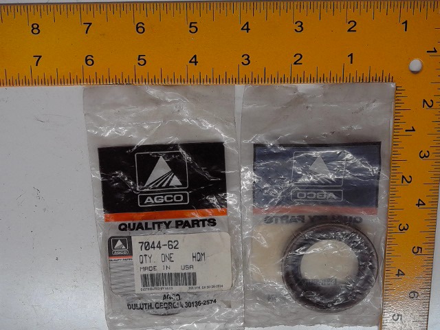 7044-62 Seal for AGCO