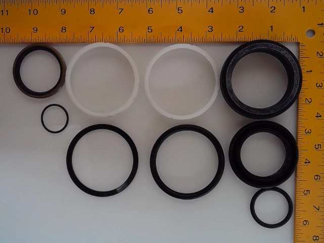 851732C2 Seal Kit for CASE NEW HOLLAND