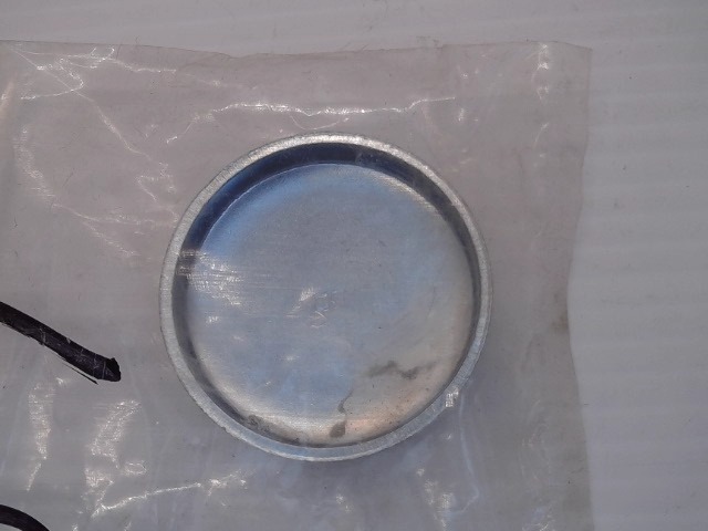 3905401 Plug