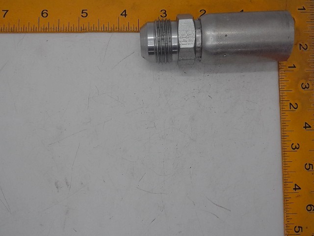 10U512 Fitting for AGCO