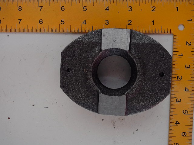 602110 Hub for GEHL MANITOU