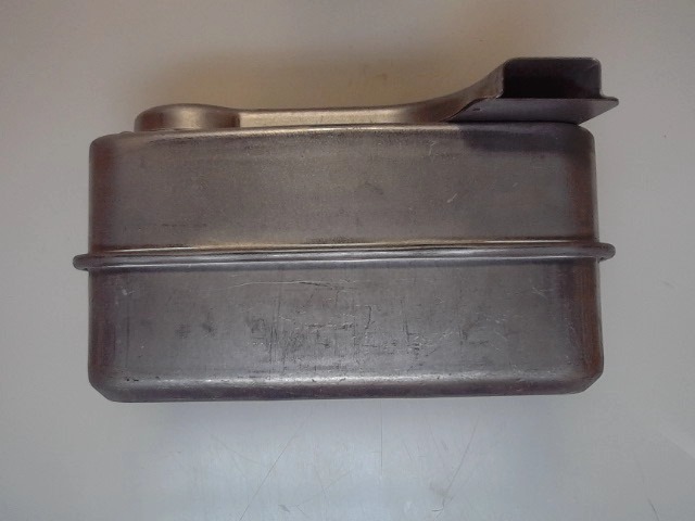 GY20444 Muffler for JOHN DEERE