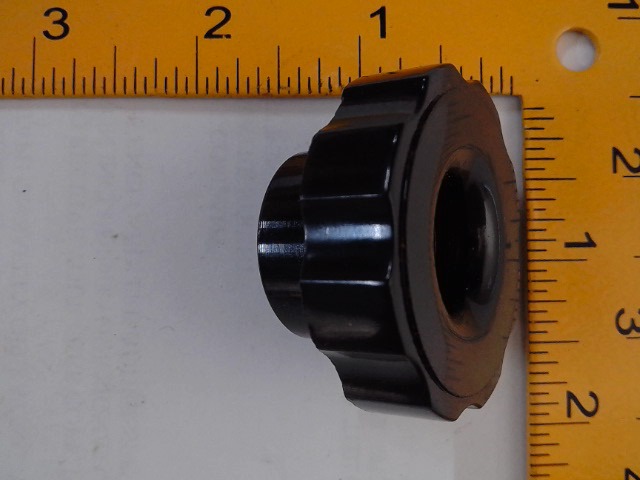 420-32618 Knob for GEHL MANITOU