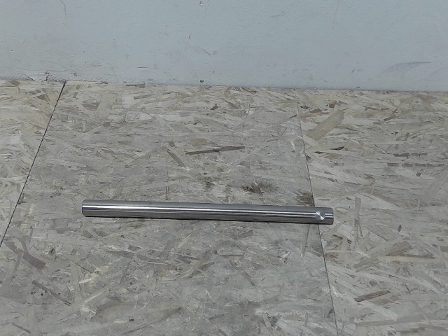 71342907 AGCO Shaft