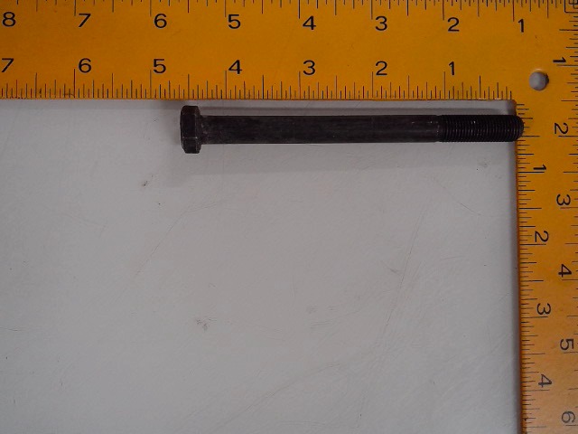 V19061 Bolt for CUB CADET
