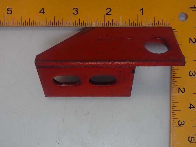 047777 Brkt for GEHL MANITOU
