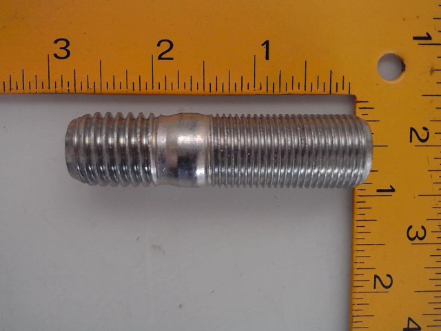 87313746 Stud