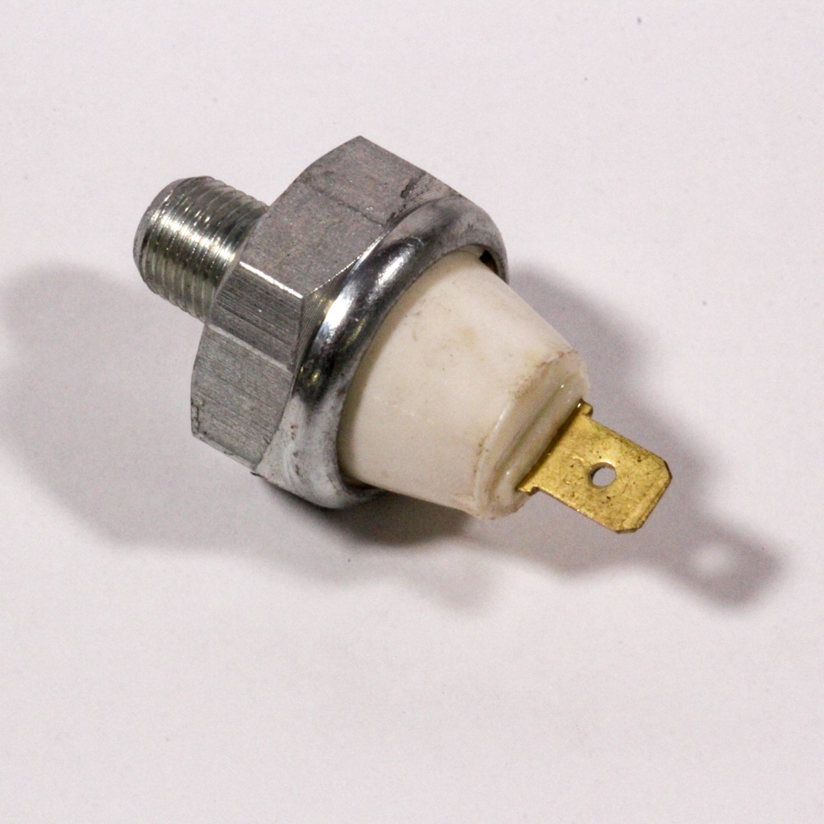 3055238R92 Oil pressure switch - 1/8 Made to fit for Case Ih