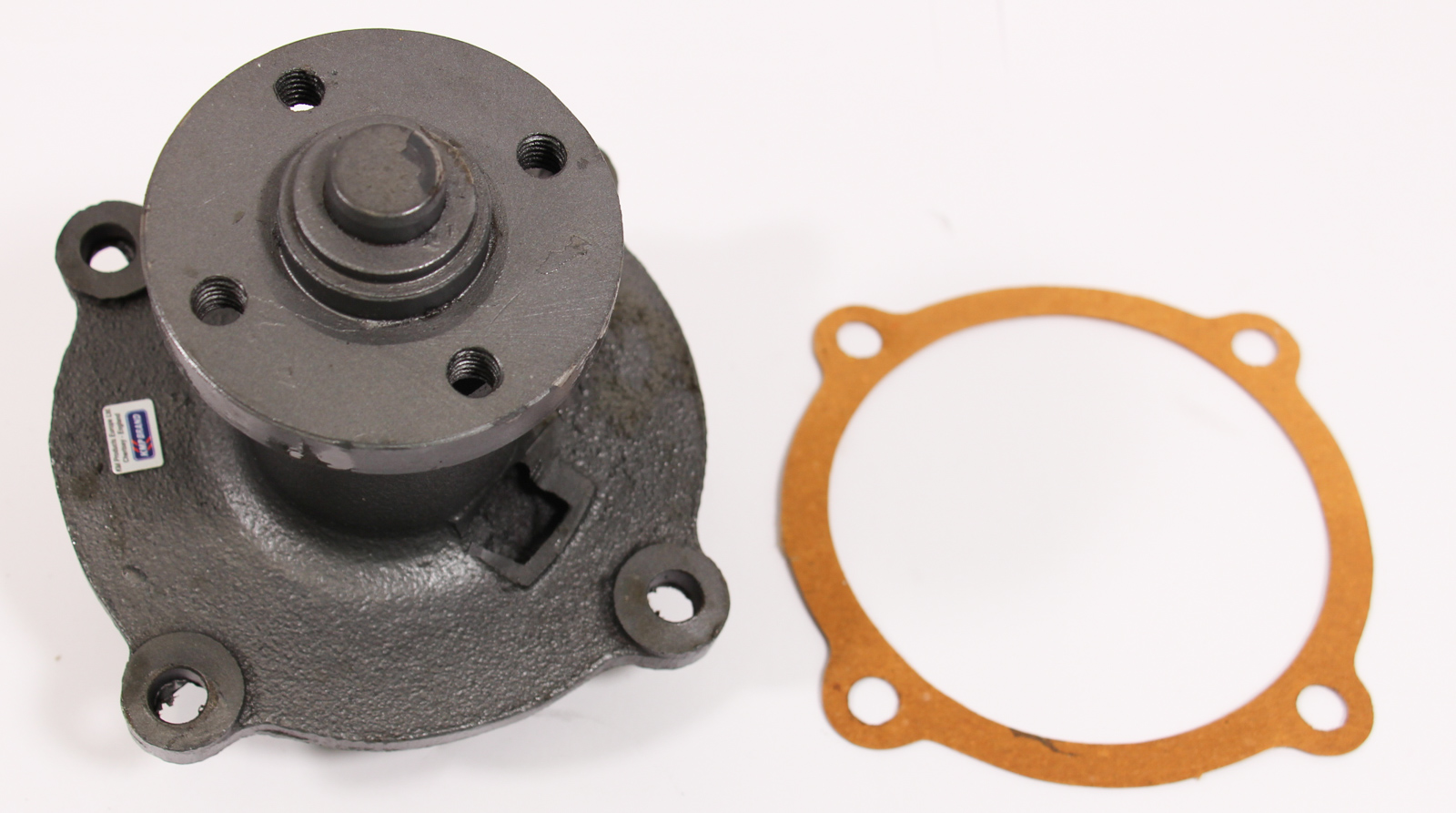A152154 Water pump Made to fit for Case Ih