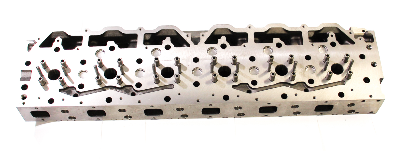 7W2243 Cylinder head (bare) Made to fit